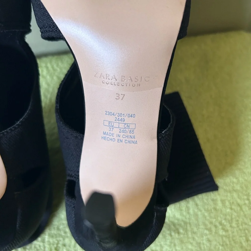 New Zara Black Embellished Sock Ankle Boots Sz 37 - Picture 12 of 13